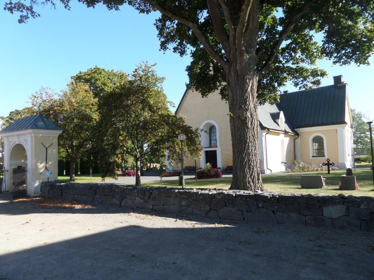 Suitetrails - Skogis Bed & Breakfast