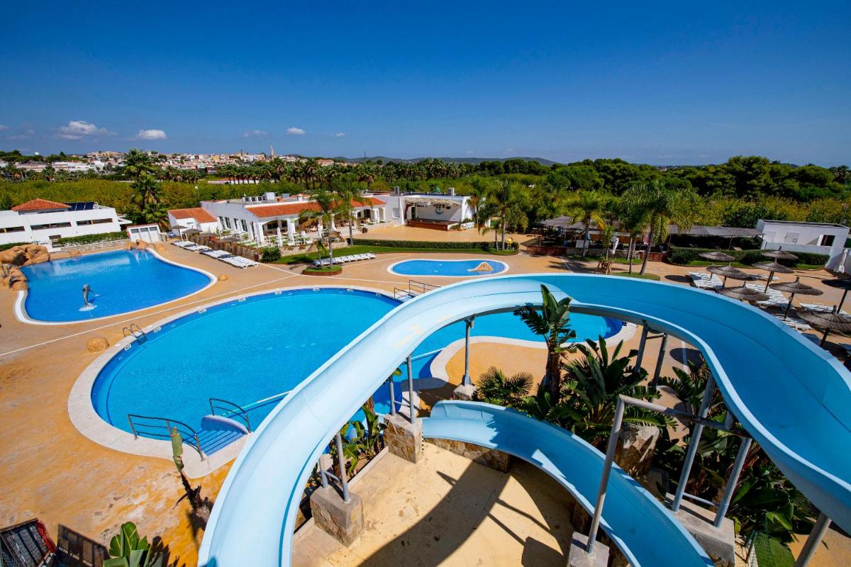 Creixell Camping & Family Resort - Housity