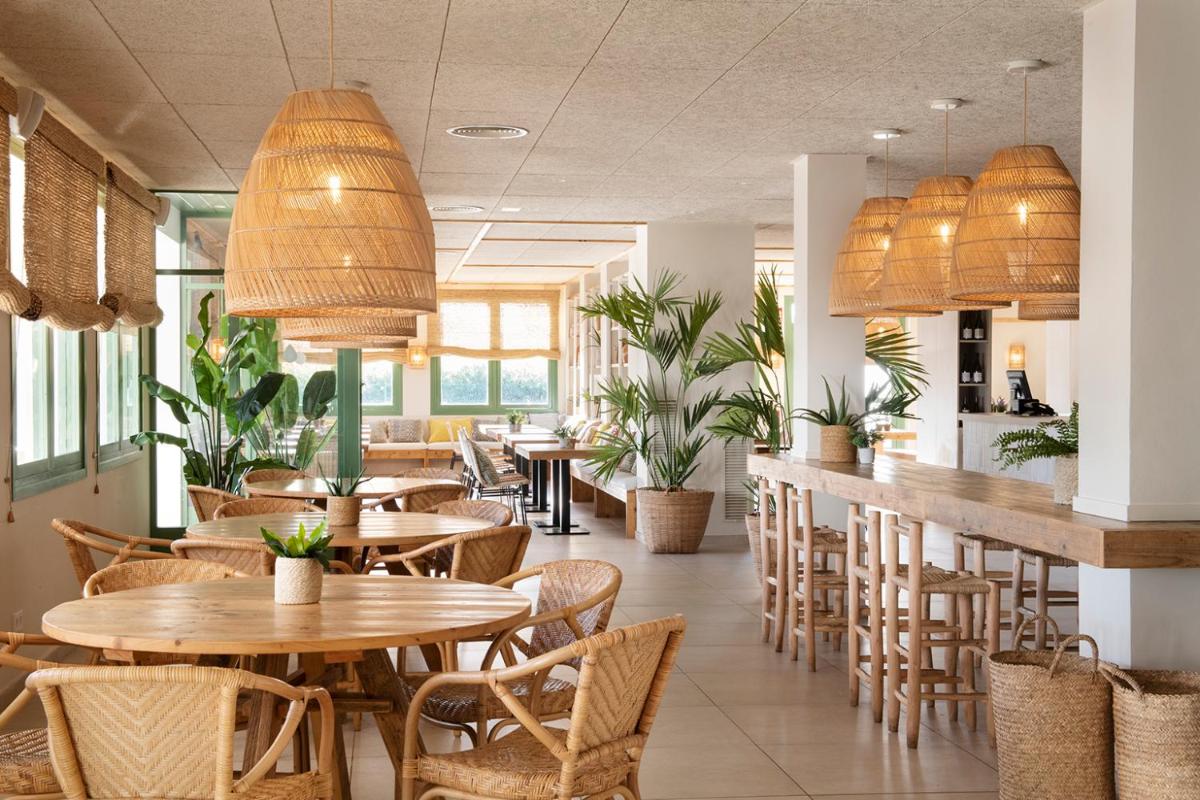 Creixell Camping & Family Resort - Housity