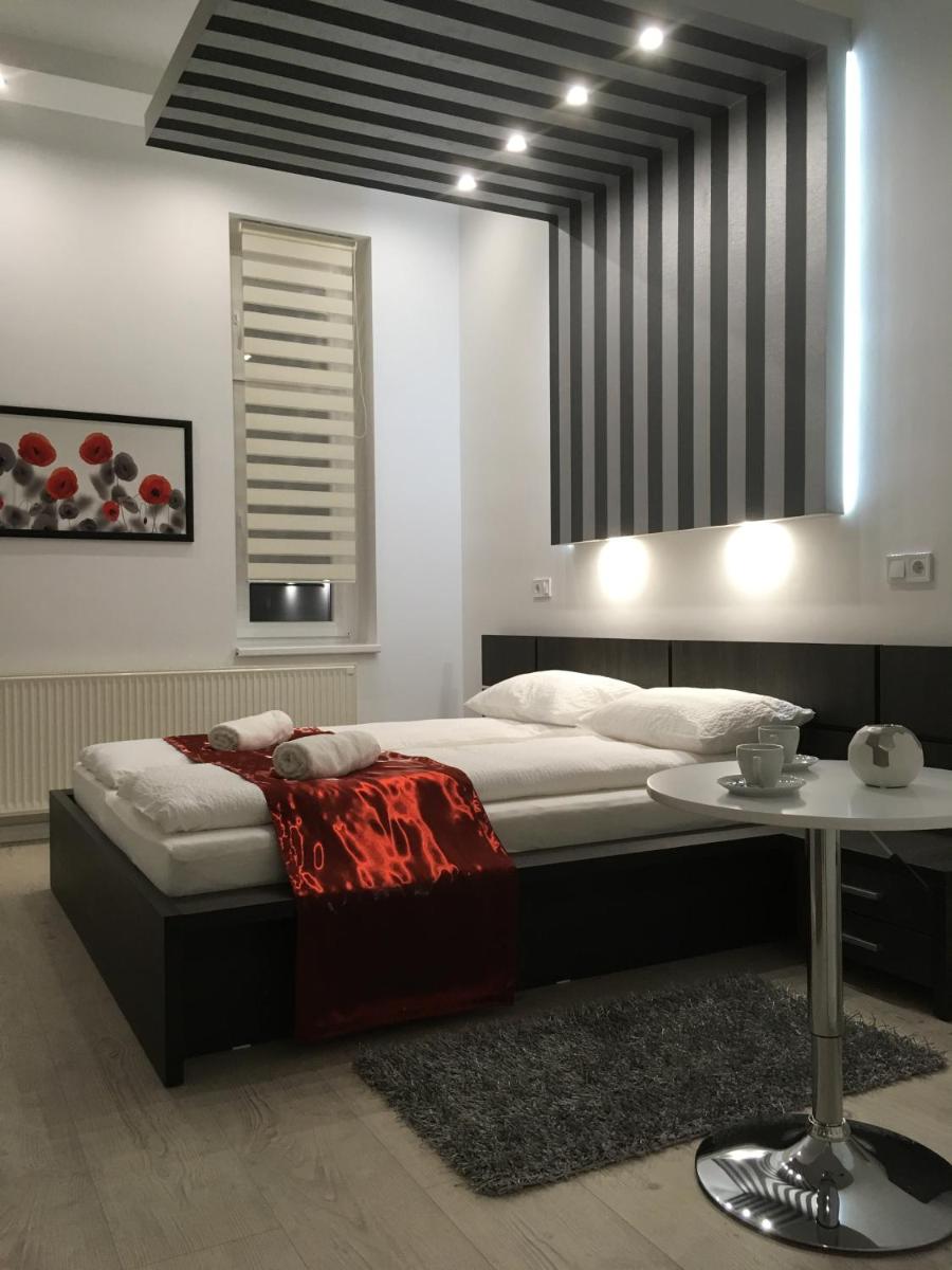 Gutenberg Apartments - Housity