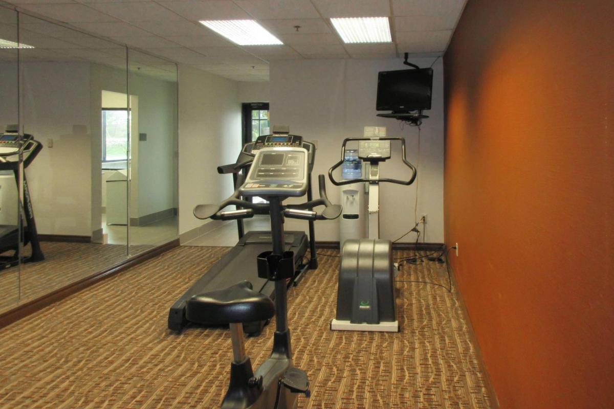 Comfort Inn Port Huron - Housity