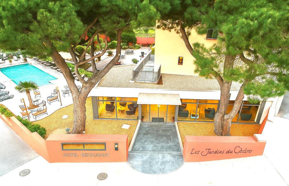 Piscine de l'établissement Les Jardins du Cèdre, Boutique hôtel & gastronomie ou située à proximité