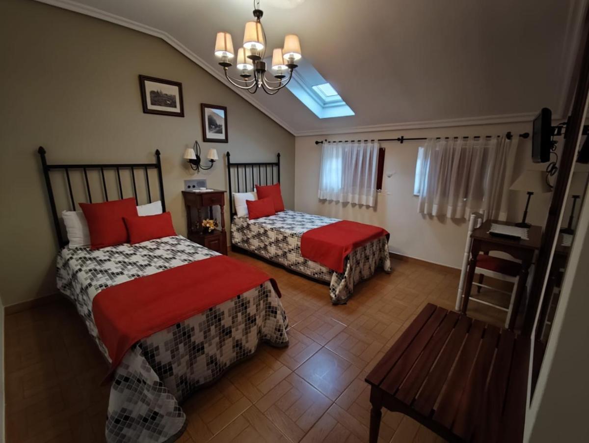 Hostal Juan - Housity