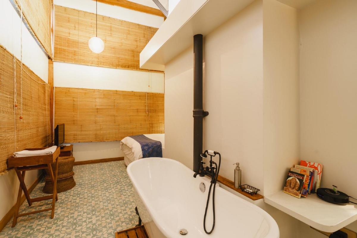 Abode Bombay - Housity