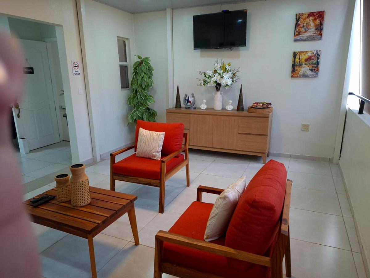 The Diamond Hotel San Benito - Housity