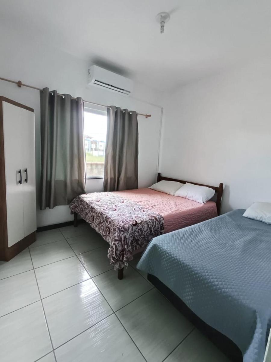 Casa térrea na praia em São Francisco do Sul - Housity