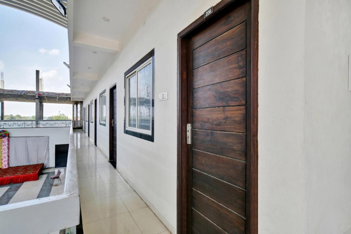 OYO Flagship 81054 Siddharth Regency - Housity