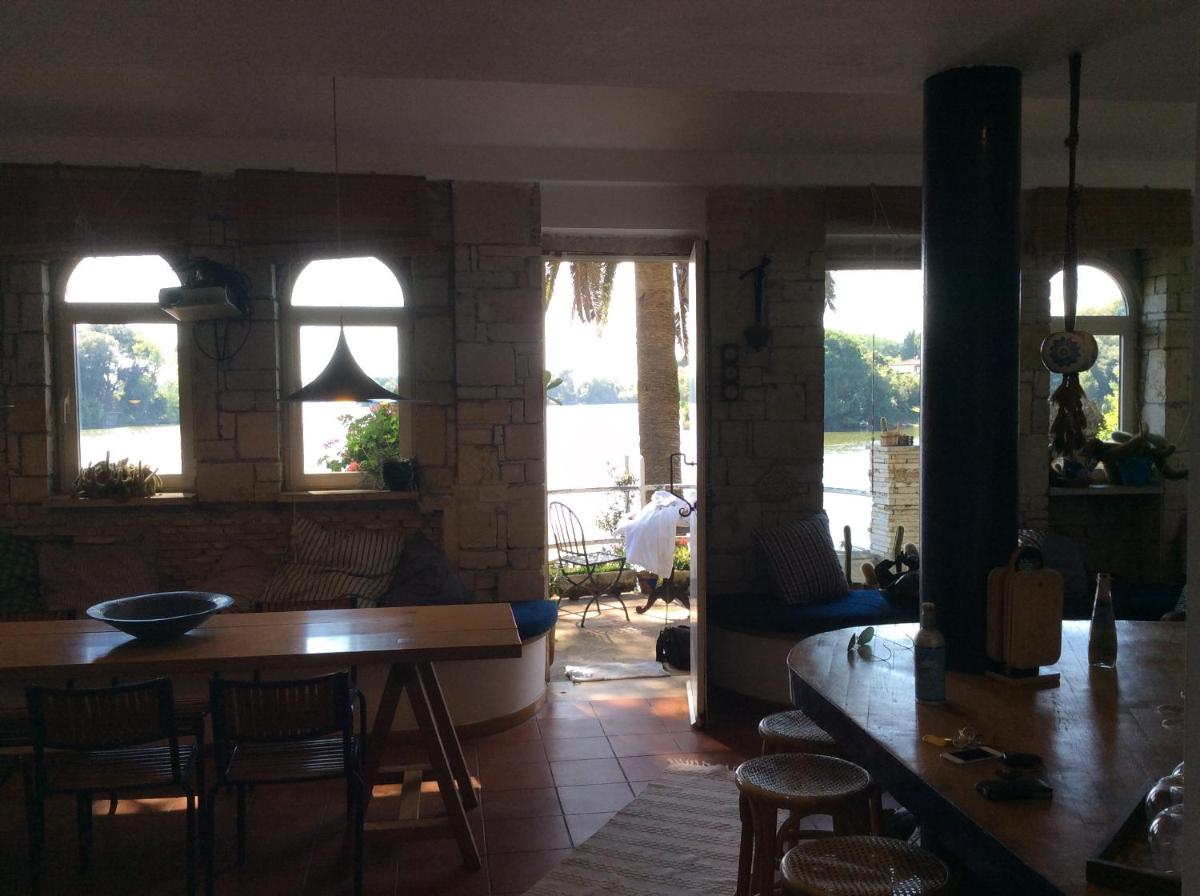 Villa sull'Acqua - Housity