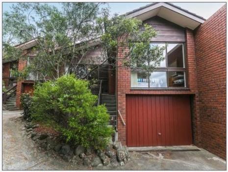Holiday Home in the Heart of Anglesea - Housity