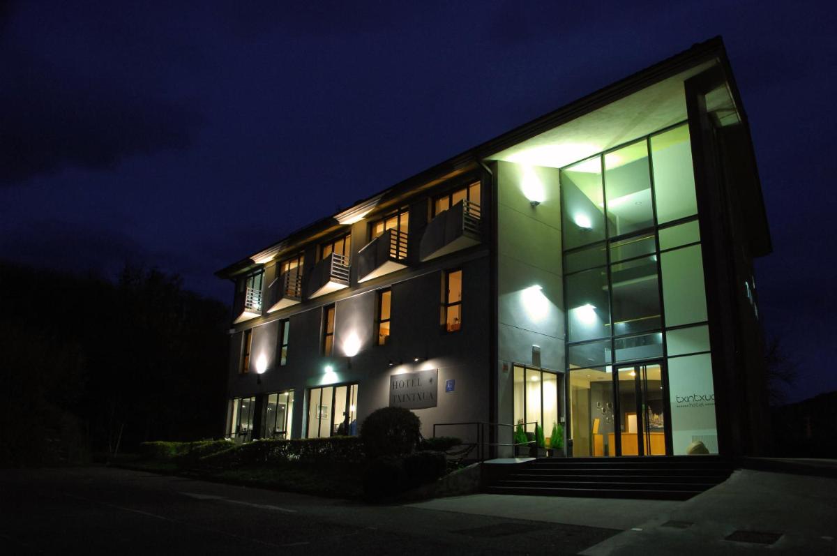 Hotel Txintxua - Housity
