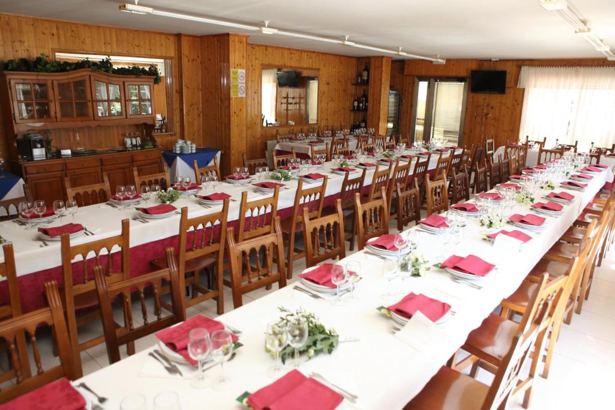 Hotel Santa Cruz - Housity