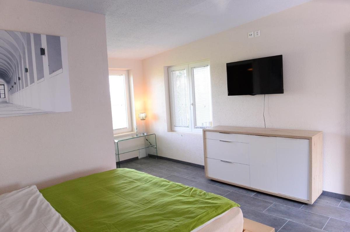 Hotel Belp Bern Airport Free Parking - Housity