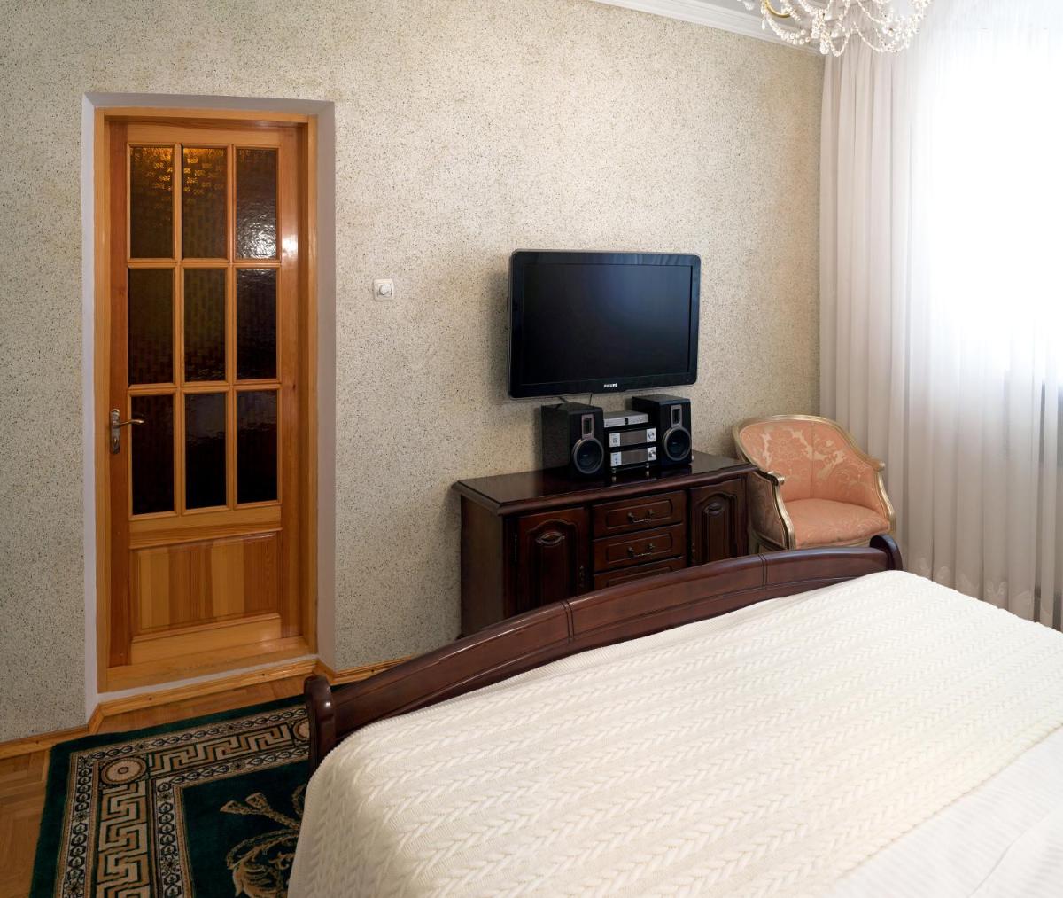 Suitetrails - Villa Romantica on Vlaicu-Pircalab