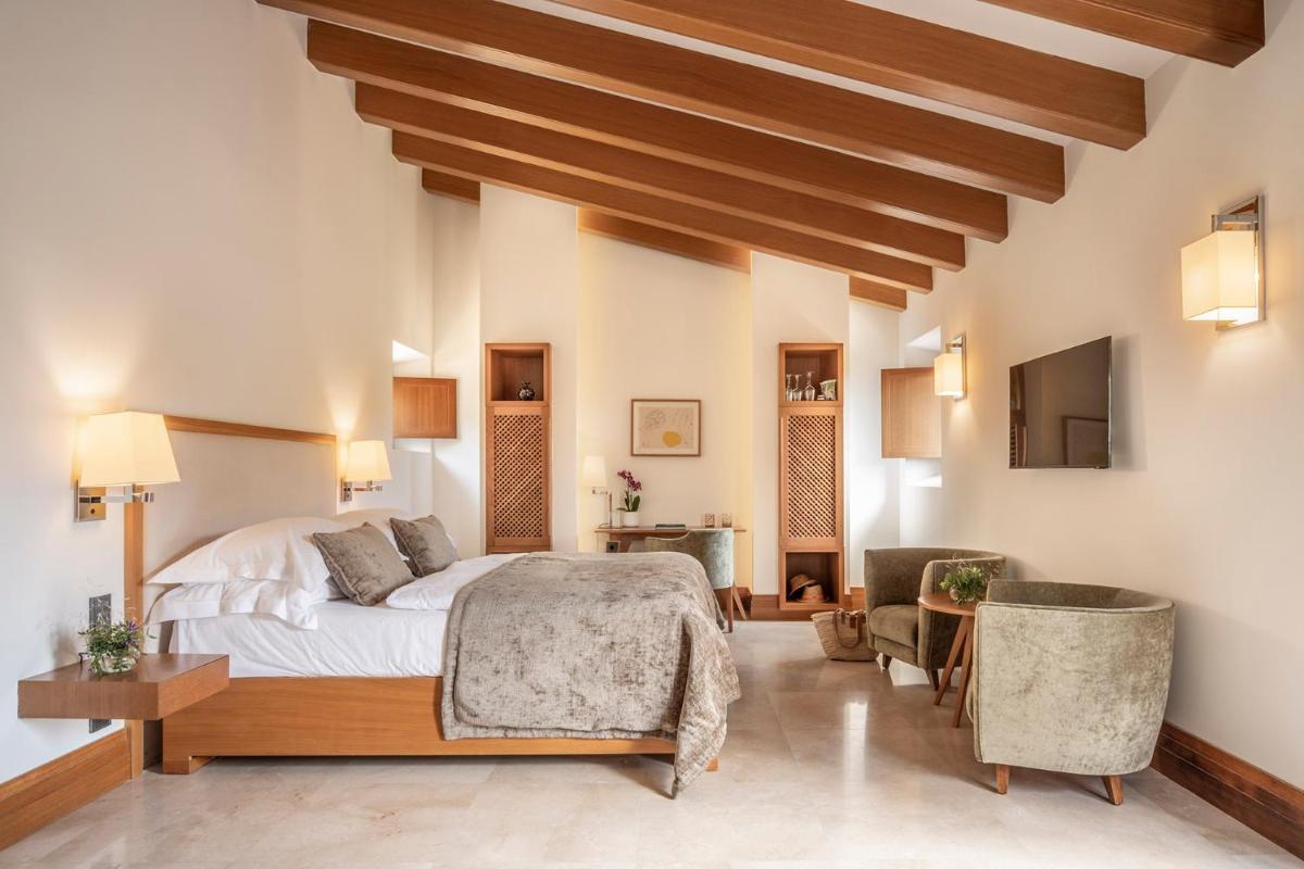 Castell Son Claret - The Leading Hotels of the World - Housity