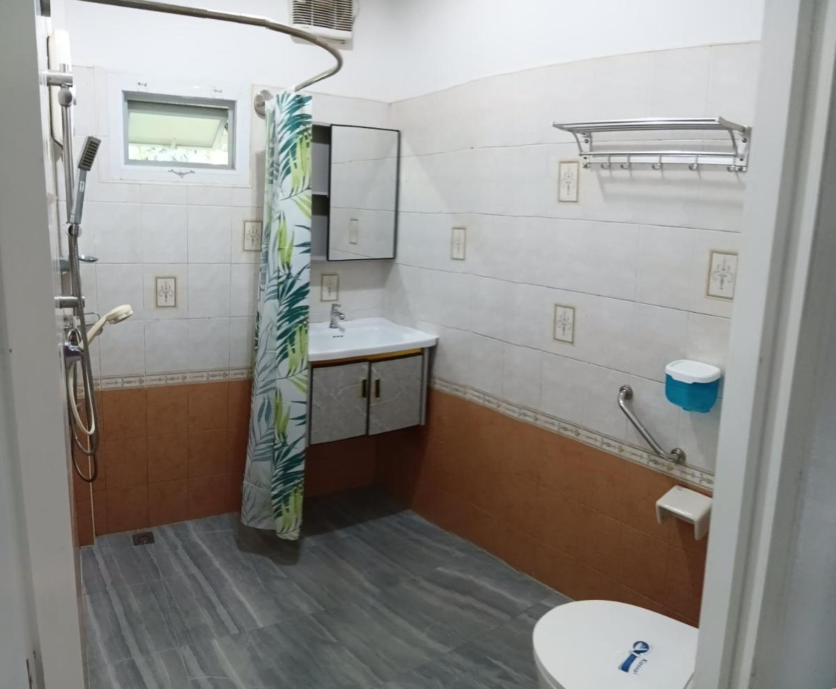 2BR Maryam villa near Tesco & beach. - Housity