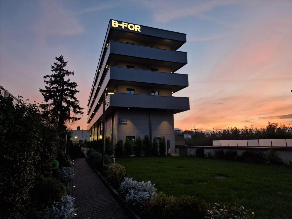 Bfor Hotel - Housity