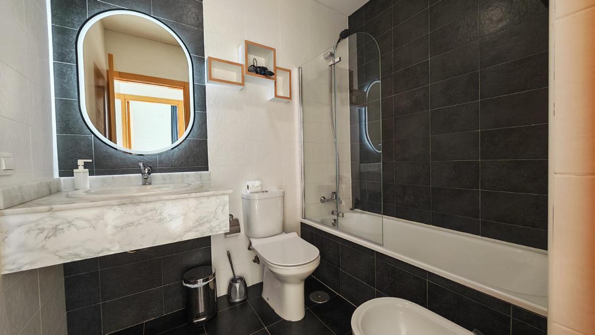 Skyline 20 Apartamento de Lujo con terraza privada y vistas al mar - Hizvo
