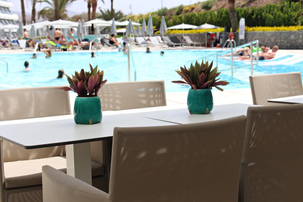 Piscina en o cerca de Santa Monica Suites Hotel