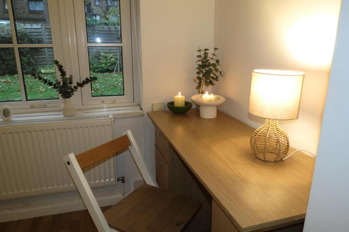 Budget Flat in the Heart of Camden - Housity