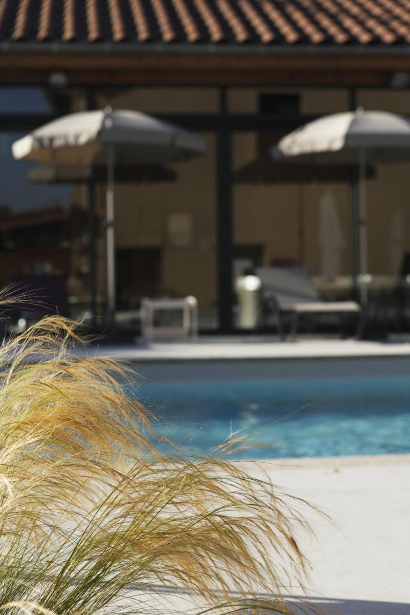 Auberge Bressane de Buellas - Housity