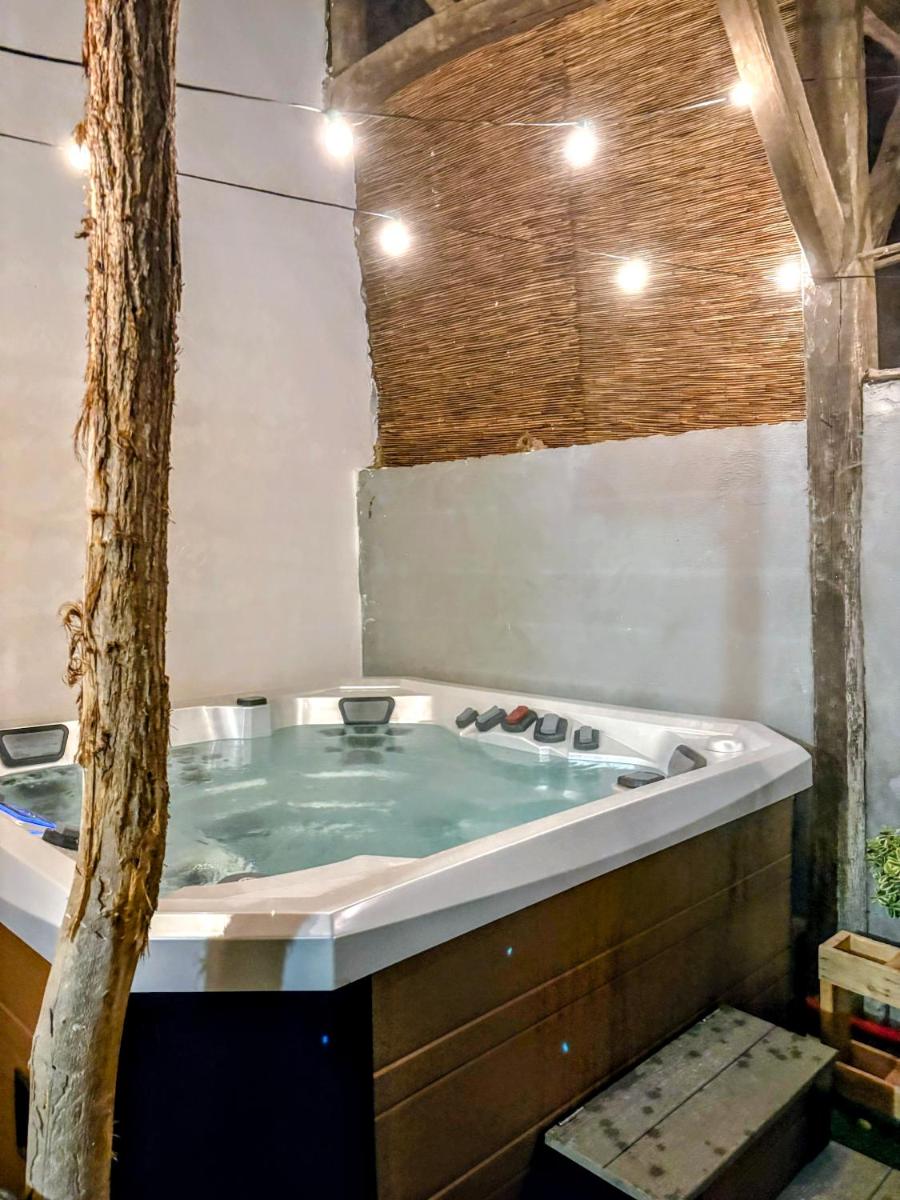 Le Clos des Roses - Chambre d'hôtes - Housity