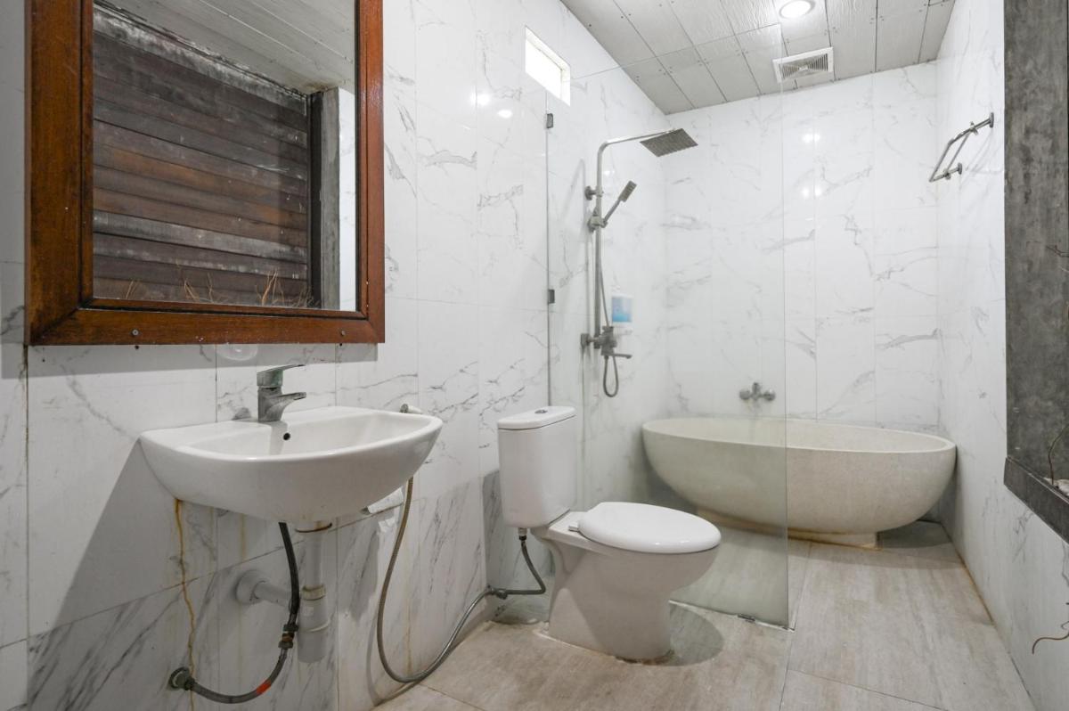 Hoki Villa by Urbanview Villa - Housity