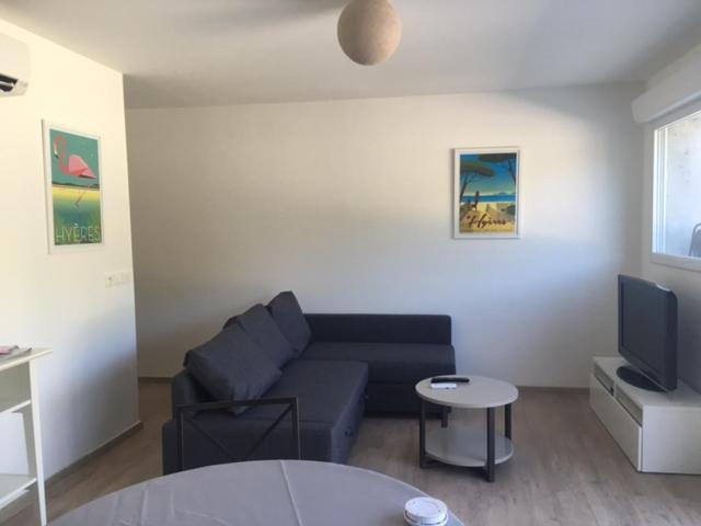 Appartements Les Pesquiers Hyères Plage - Housity