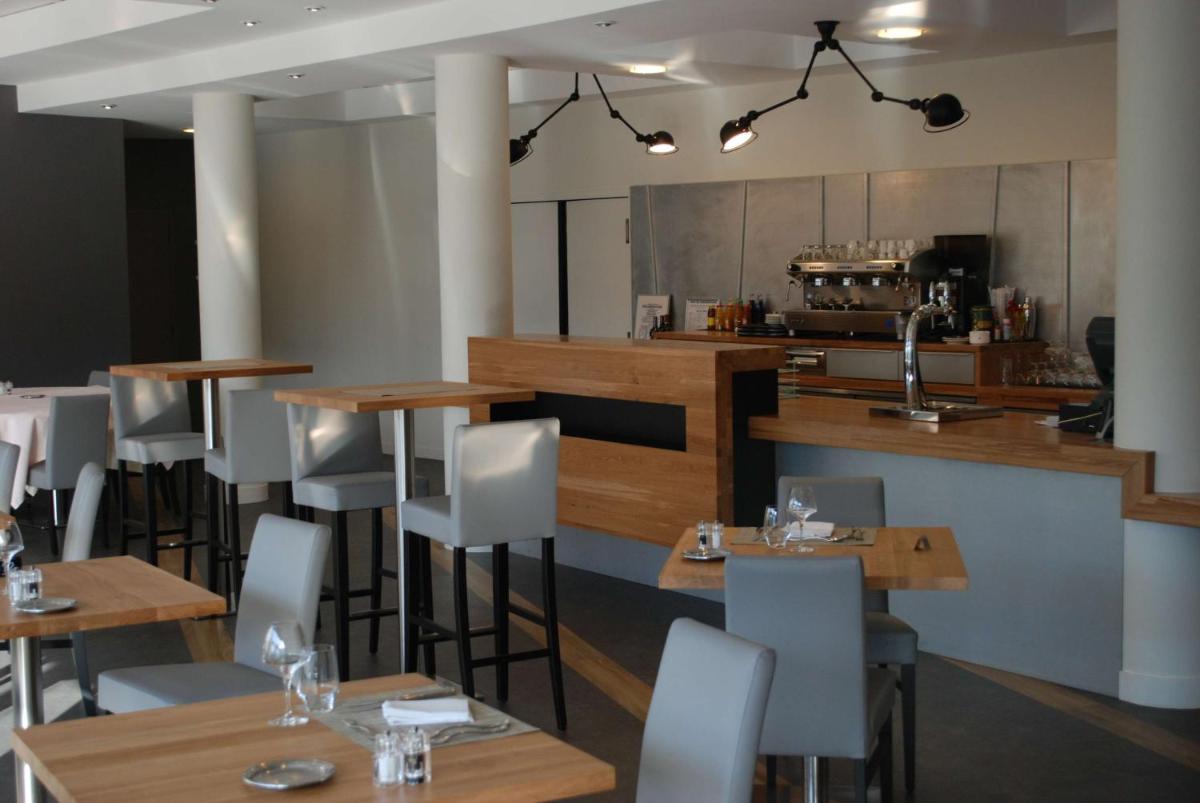 Restaurant ou autre lieu de restauration dans l'établissement Best Western Hotel Sourcéo