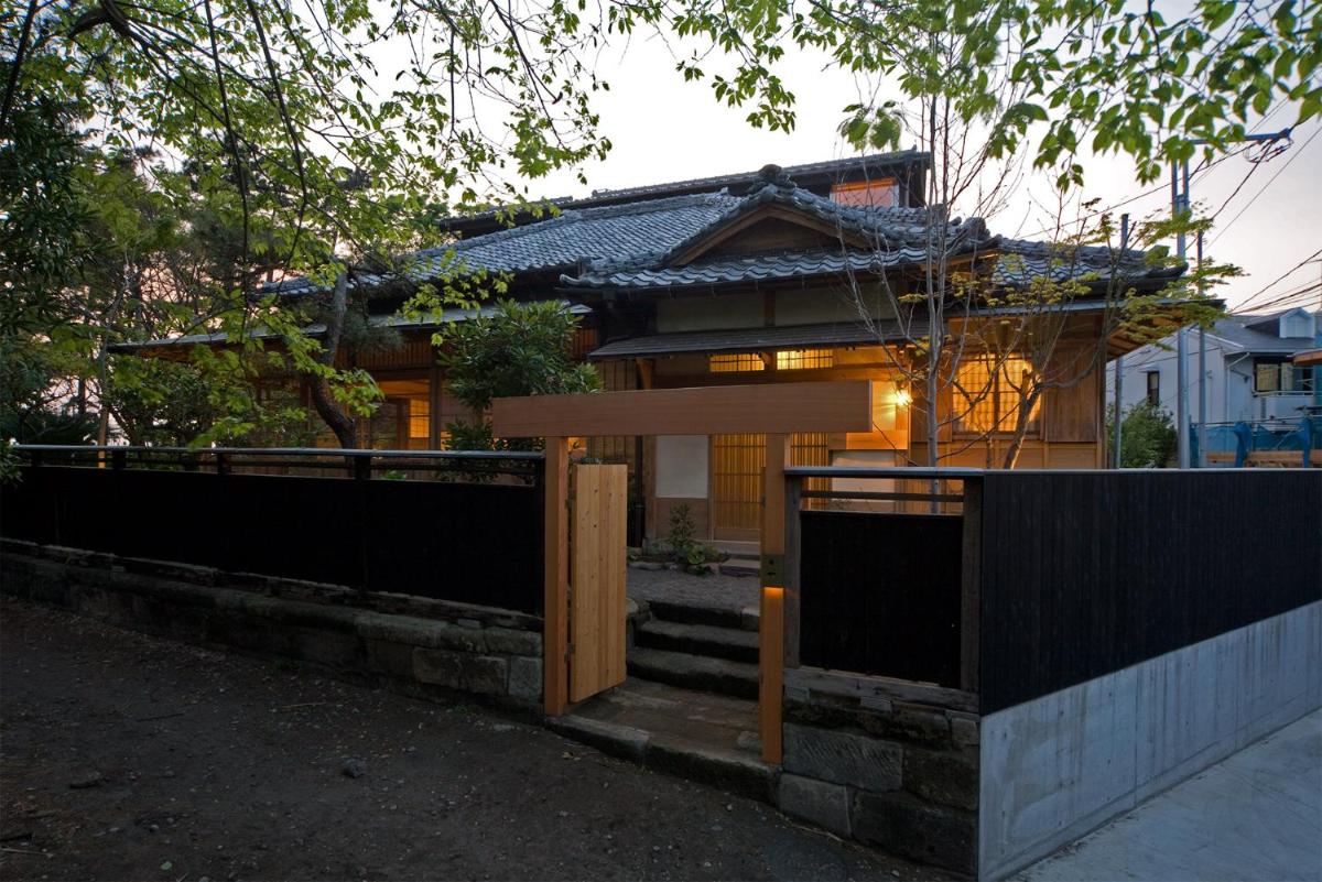 葉山 - Nowhere but Hayama - Housity