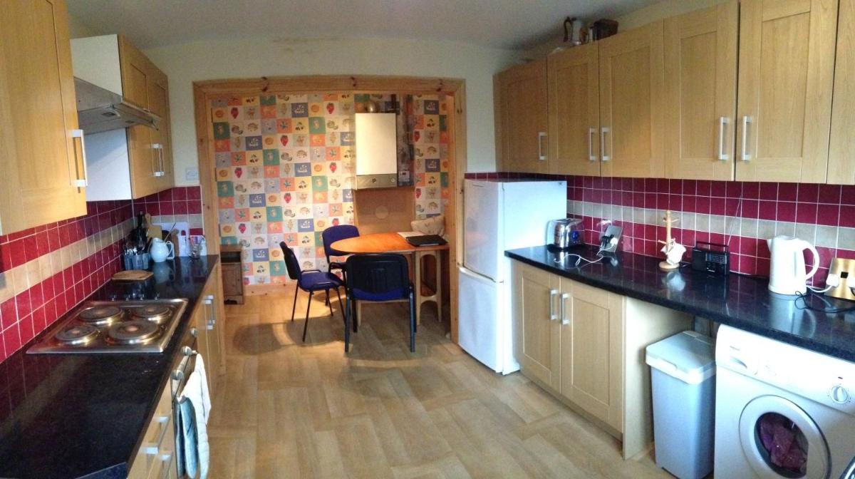 House for Groups & Contractors Kilmarnock - Housity