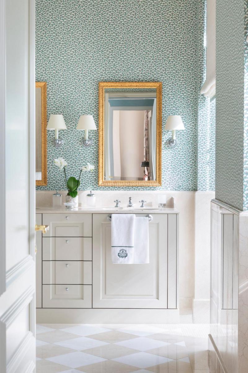 Ein Badezimmer in der Unterkunft Brenners Park Hotel & Spa, Oetker Hotels