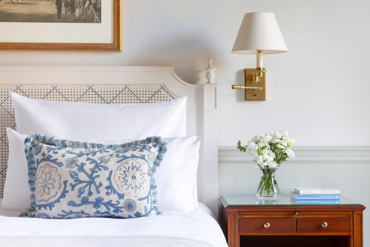 Ein Bett oder Betten in einem Zimmer der Unterkunft Brenners Park Hotel & Spa, Oetker Hotels