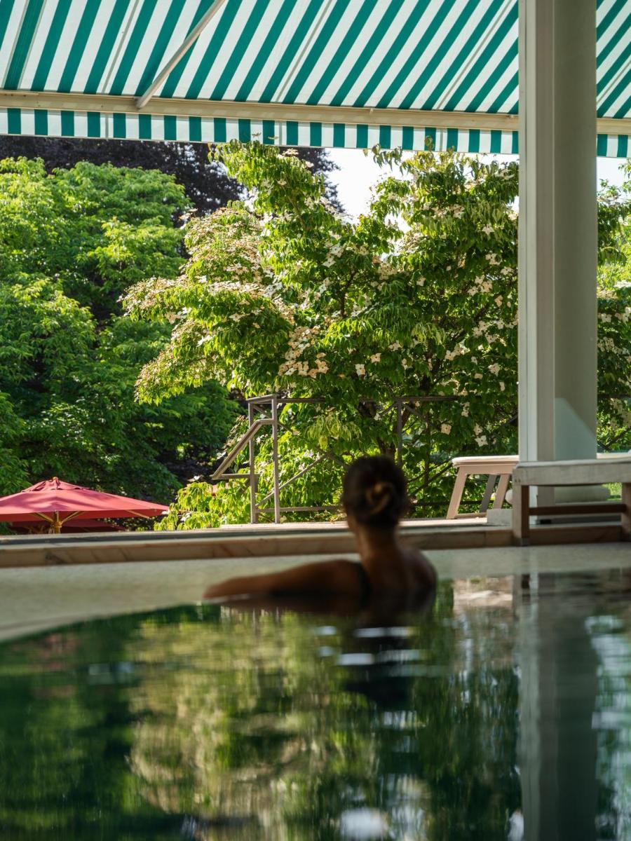 Ein Garten an der Unterkunft Brenners Park Hotel & Spa, Oetker Hotels