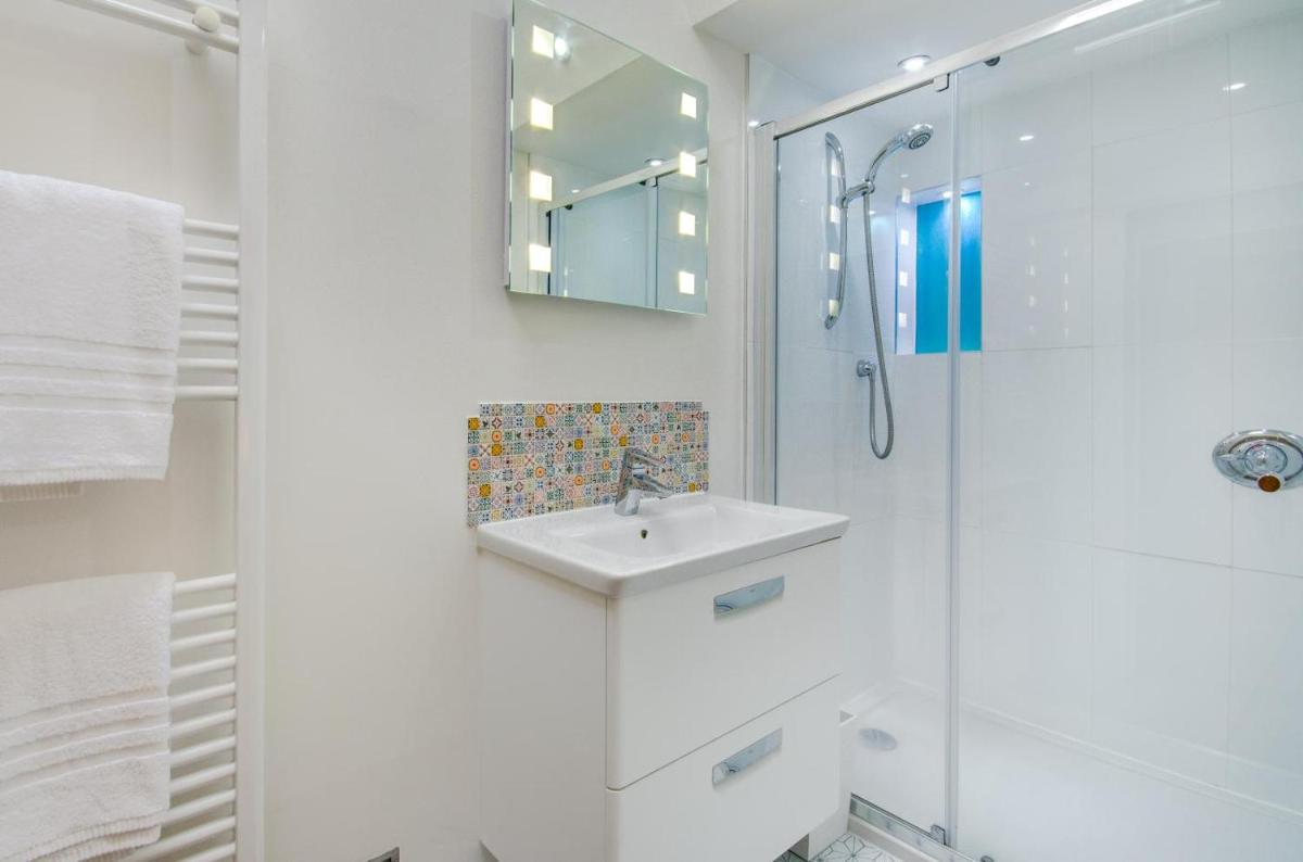 No 8 St Catherines Court - Housity