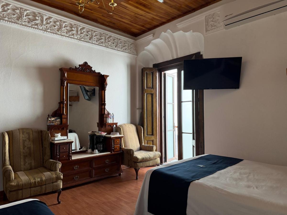 Hotel Luna - Housity