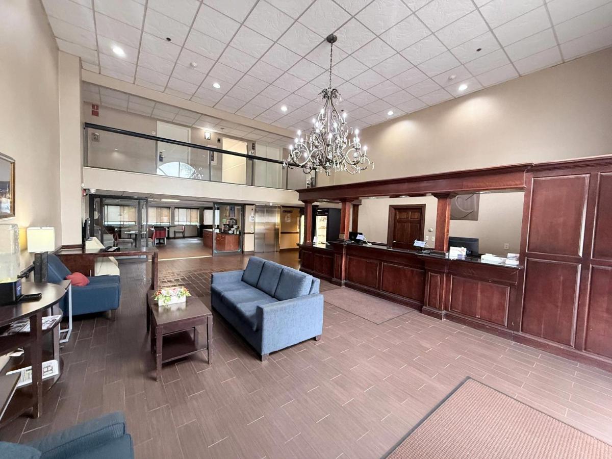 Comfort Inn Feasterville - Trevose - Housity
