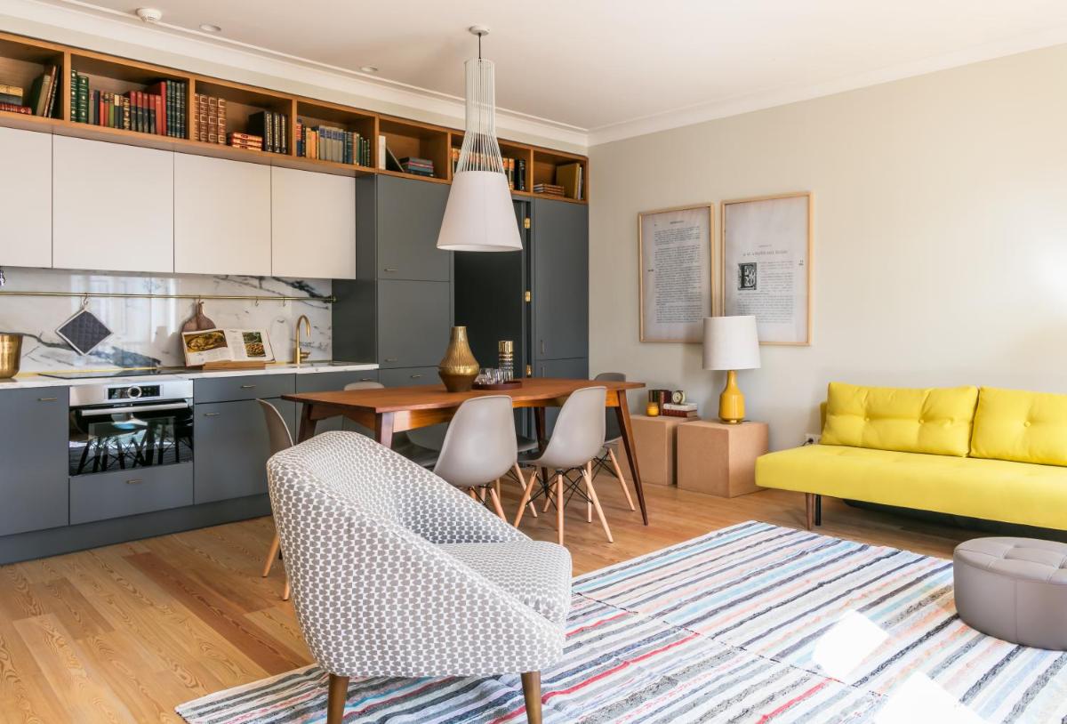 Almaria - Ex Libris Apartments | Chiado - Housity