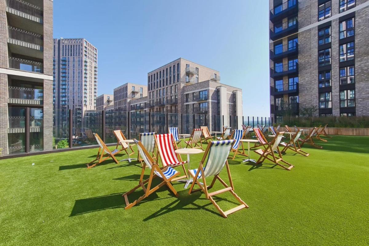 The Robinson at Wembley - Modern and Eclectic - Housity