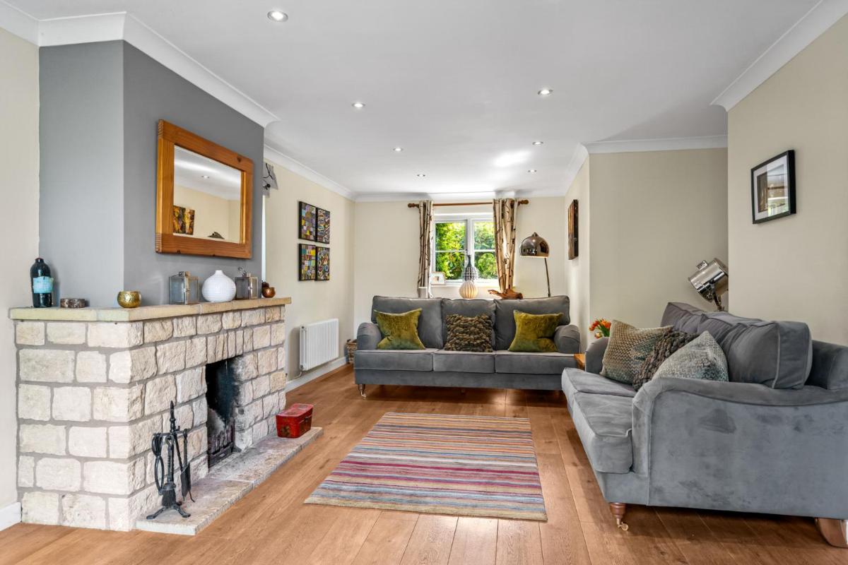 Woodside Cottage - Housity
