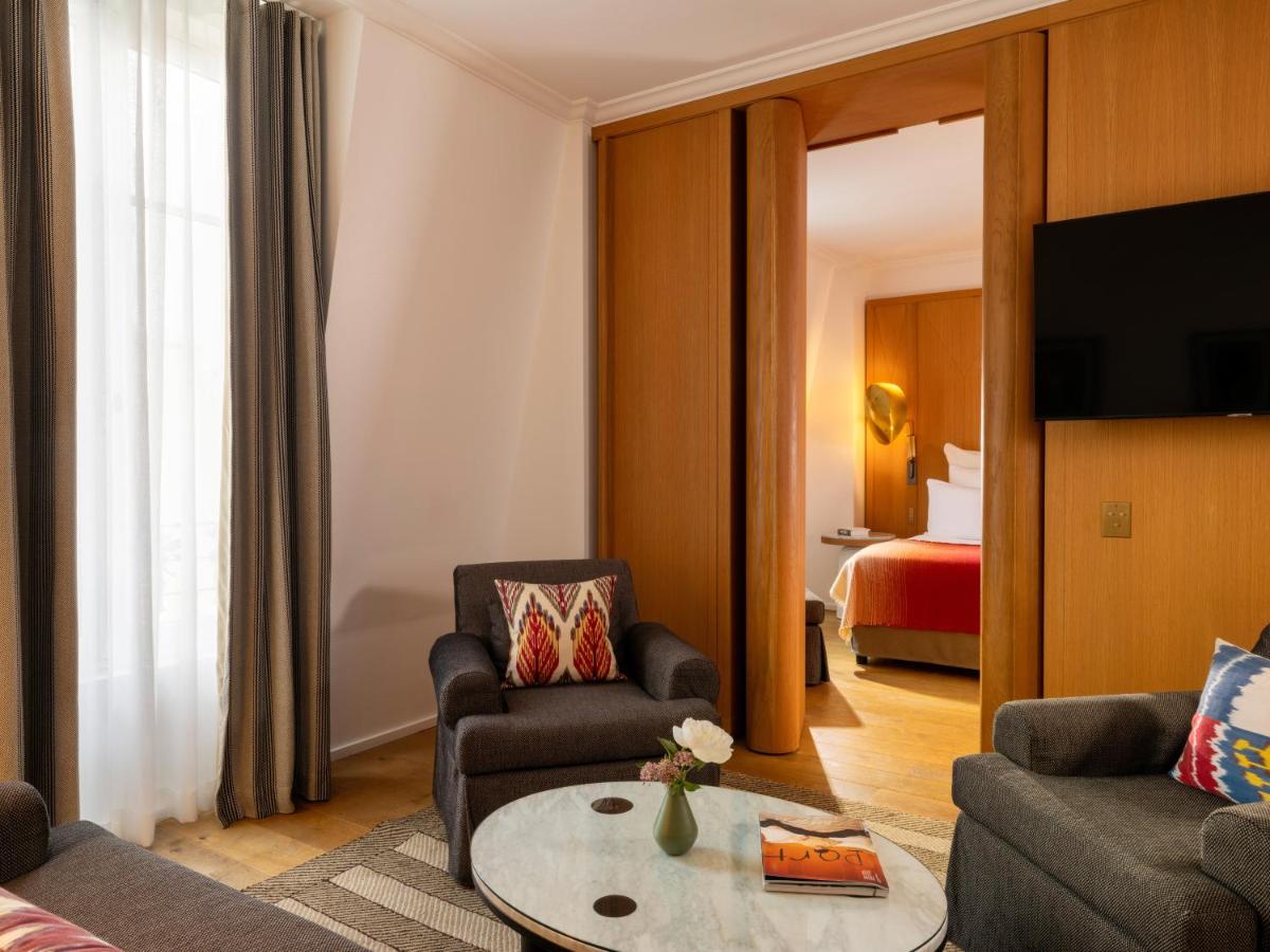 Coin salon dans l'établissement Hôtel Vernet Champs Elysées Paris