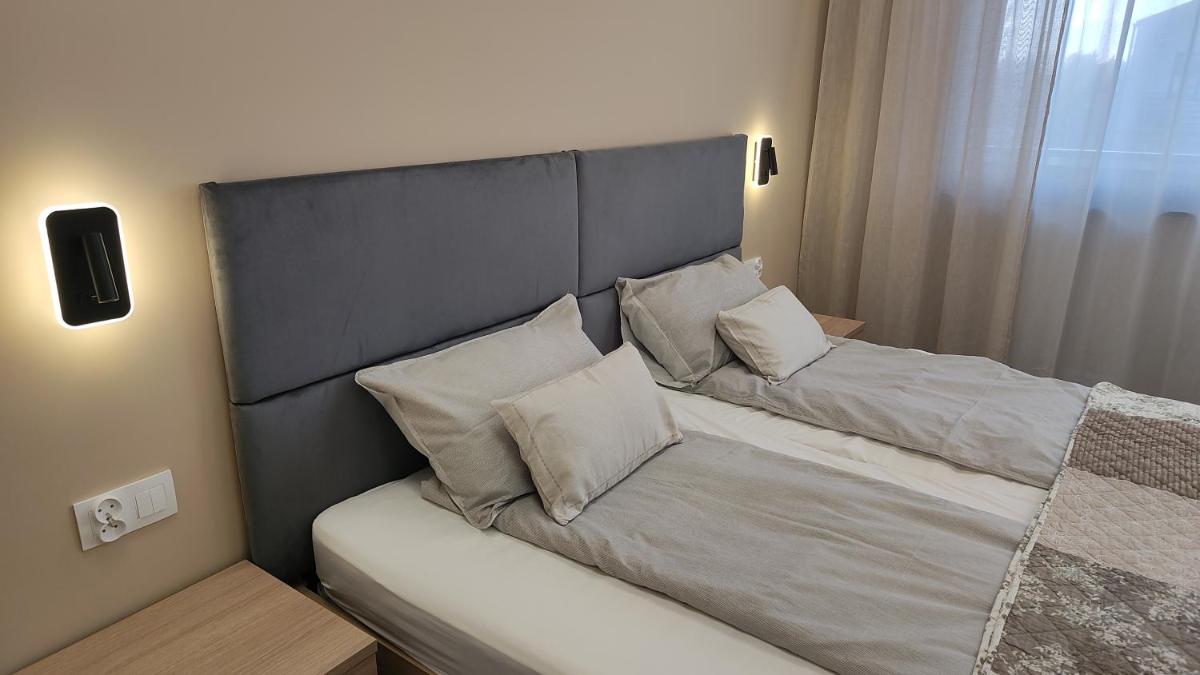 Apartamenty Gościnne CMN BERTA ROGUS - Housity