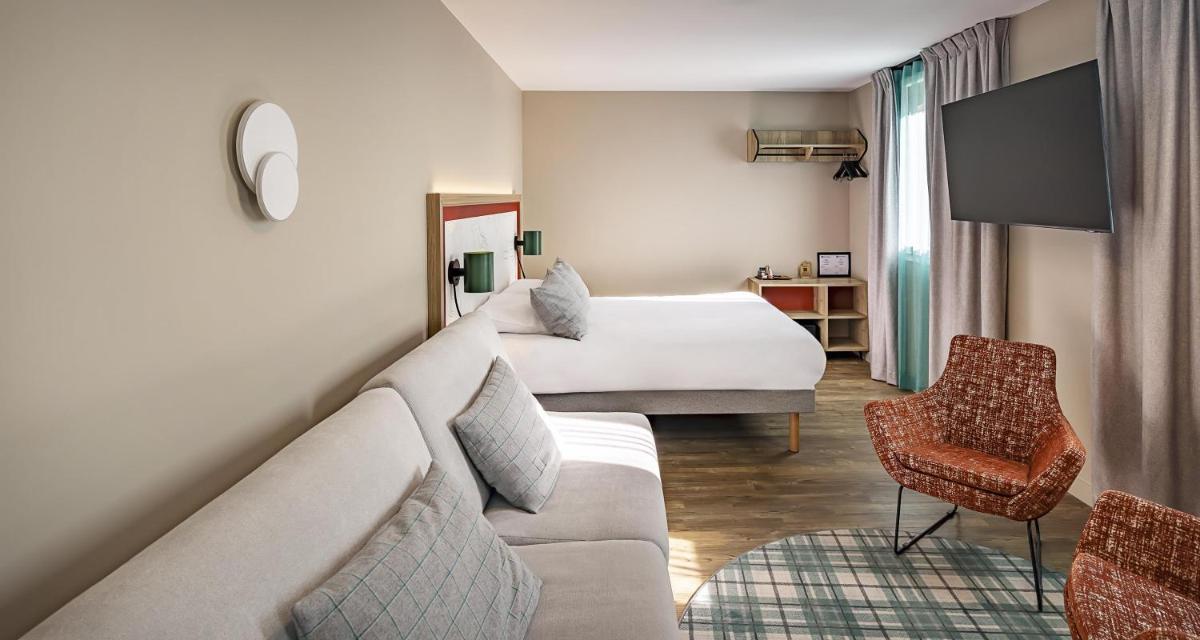 Télévision ou salle de divertissement dans l'établissement Best Western Coeur de Maurienne Hotel Restaurant & Spa