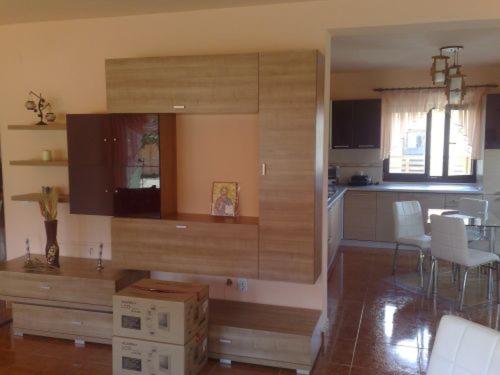 Colt de Rai - Housity