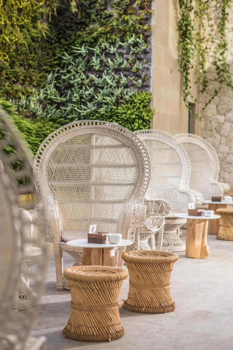 Zona de estar de Hotel Cap Negret