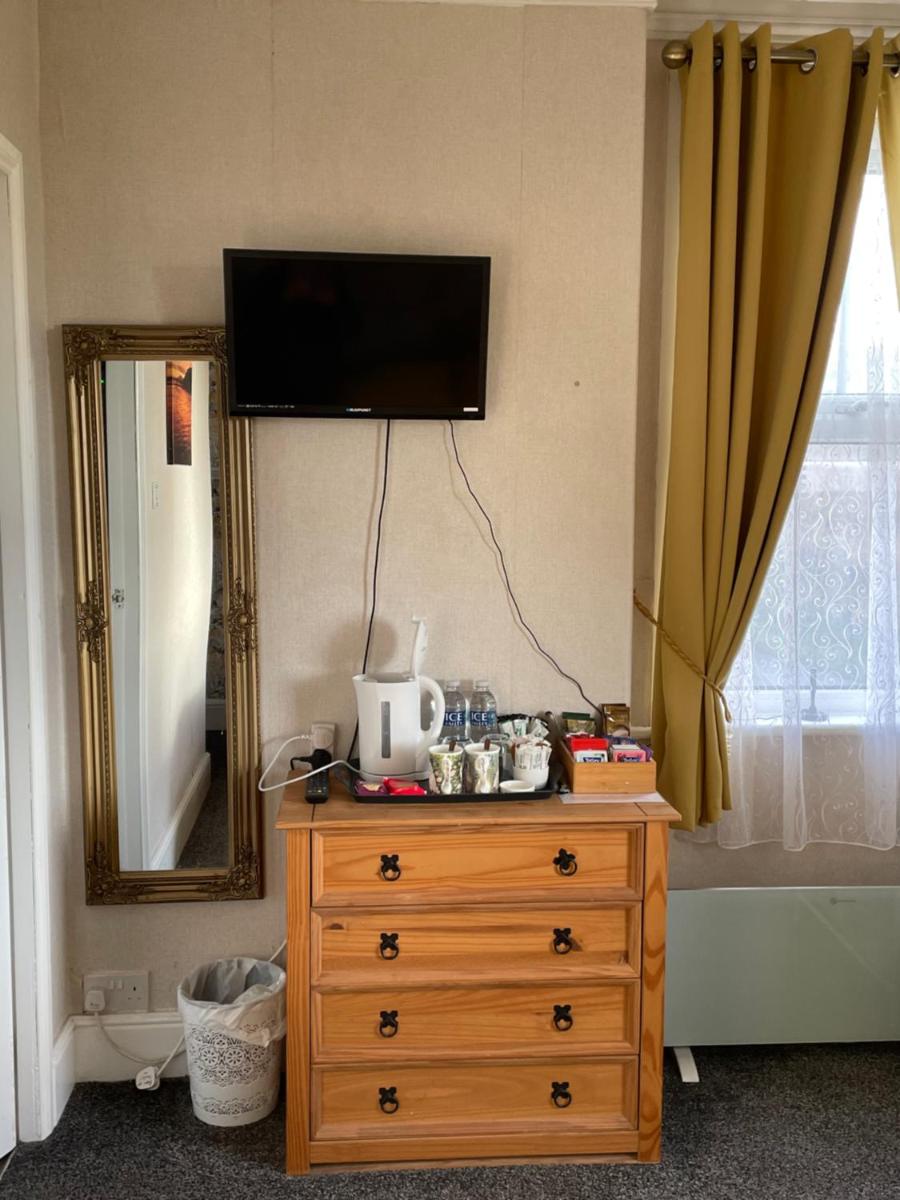 Dale View bed & breakfast - Housity