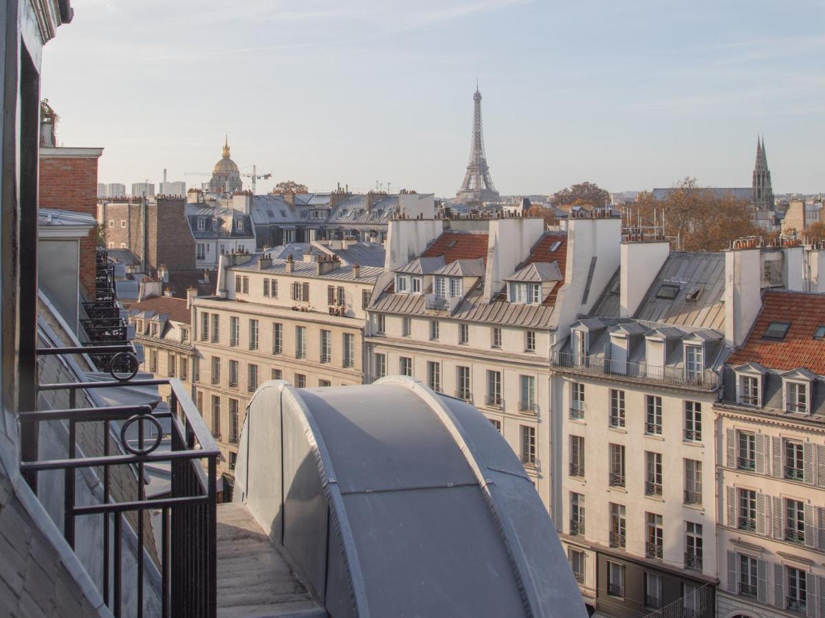 Vue générale sur Paris ou vue de la ville depuis l'hôtel