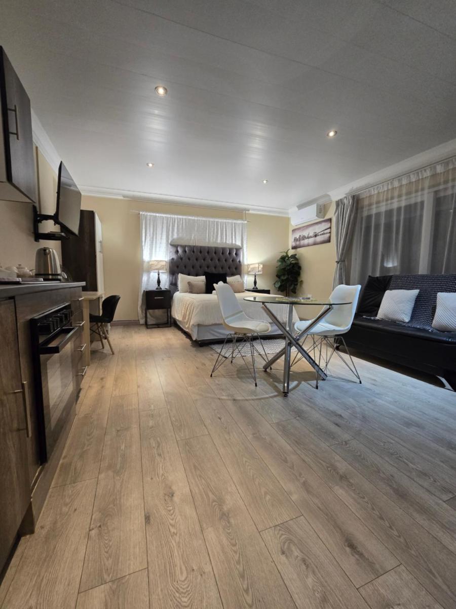 Halfway Gardens Home - Housity