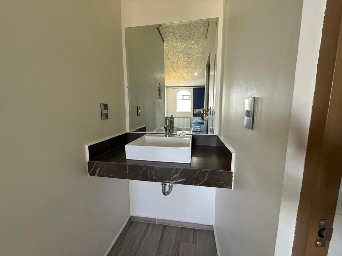Hotel-Motel Calens - Housity
