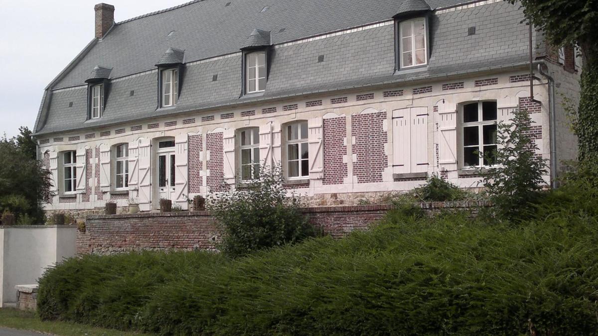 Troubadour - Housity