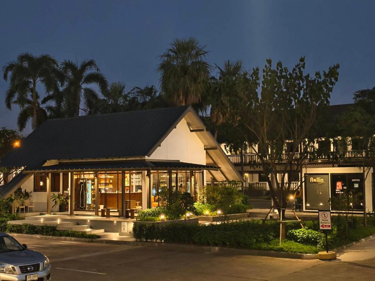 Suansin Garden Hotel โรงแรมสวนสินการ์เด้น - Housity